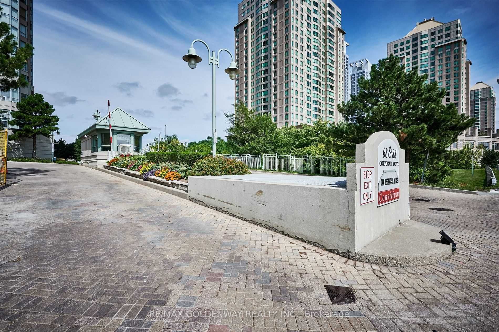 68 Corporate Dr, #3329