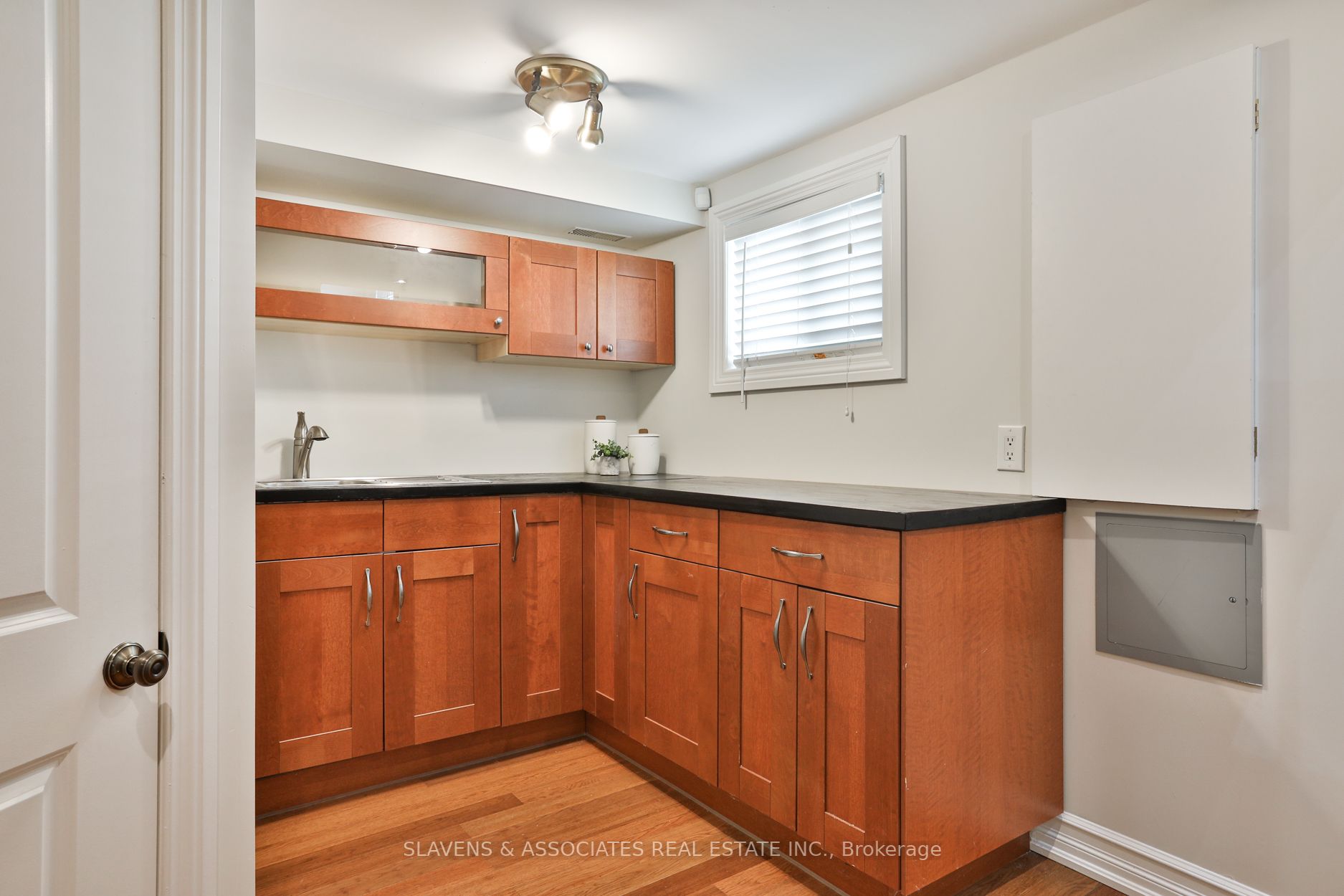 115 Cadorna Avenue