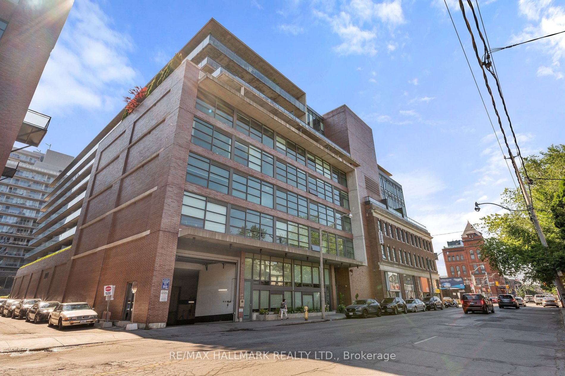 90 Broadview Ave, #526