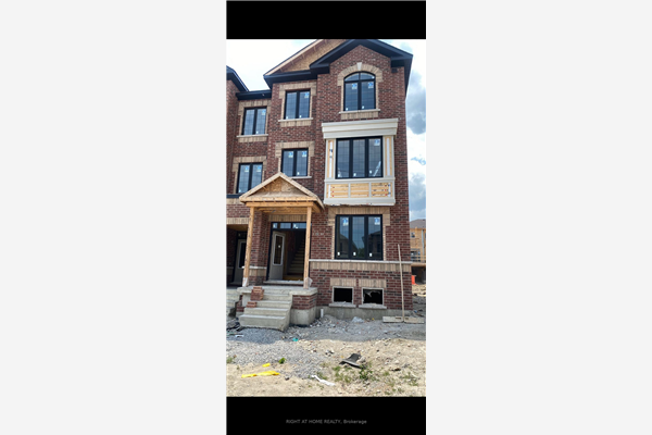 2652 Delphinium Tr, Pickering