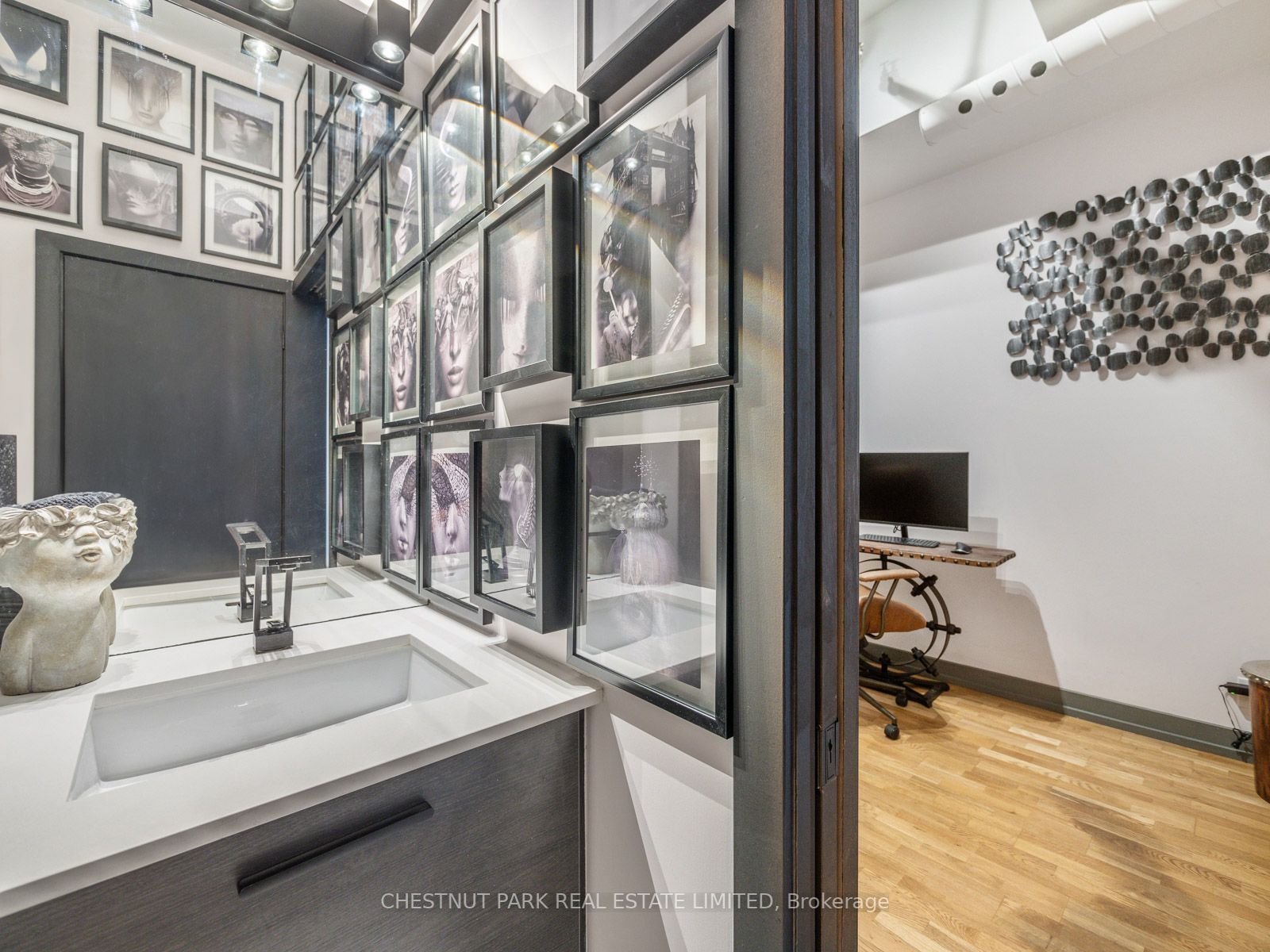 1852 Queen St E, #206