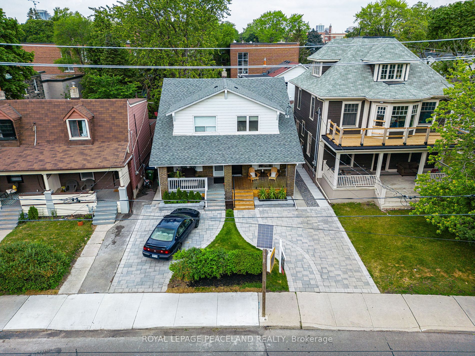 806 Kingston Rd