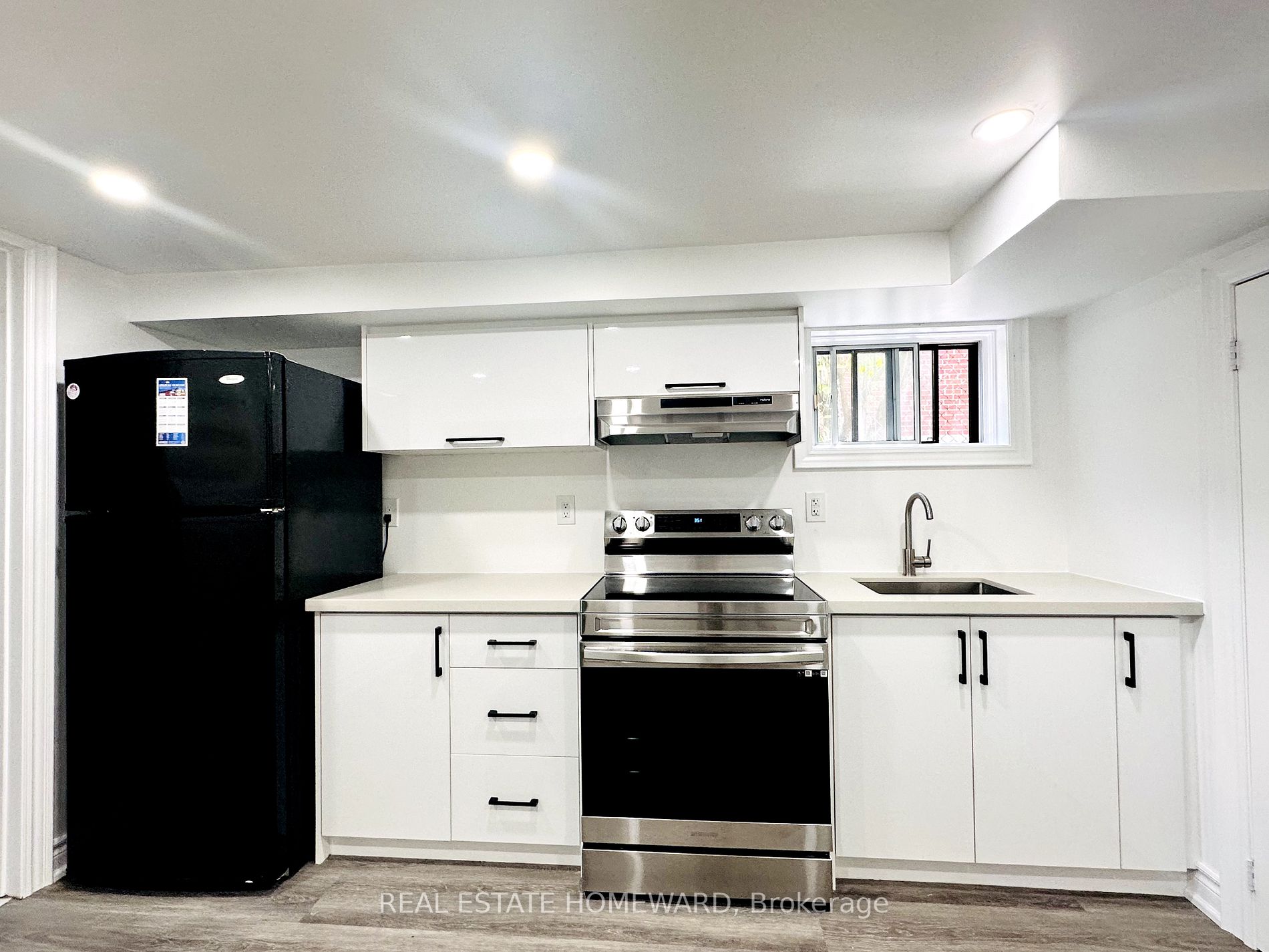 53 Miramar Cres