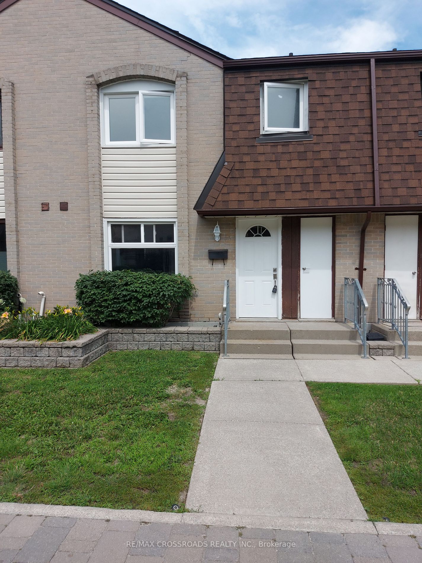 21 Livonia Place, #90