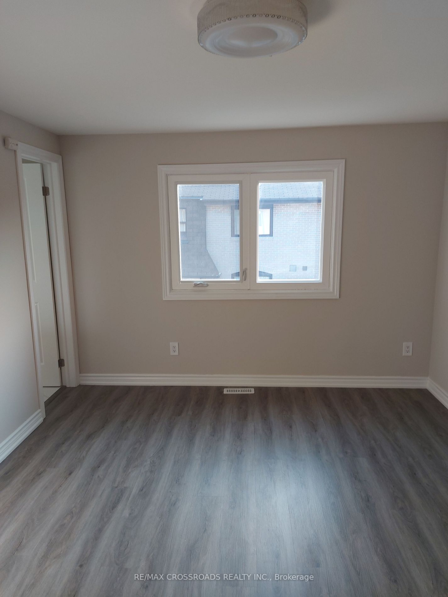 21 Livonia Place, #90