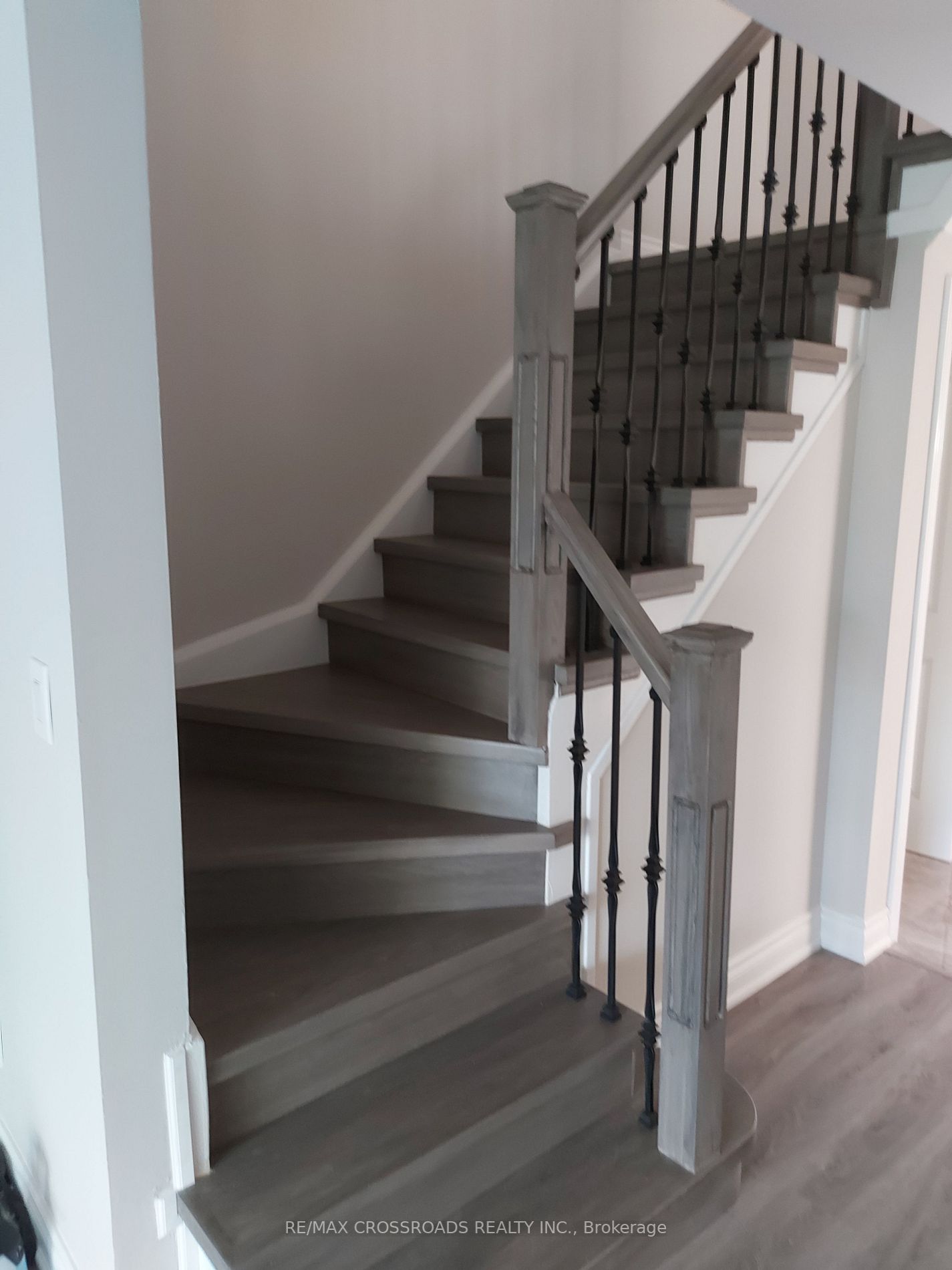 21 Livonia Place, #90