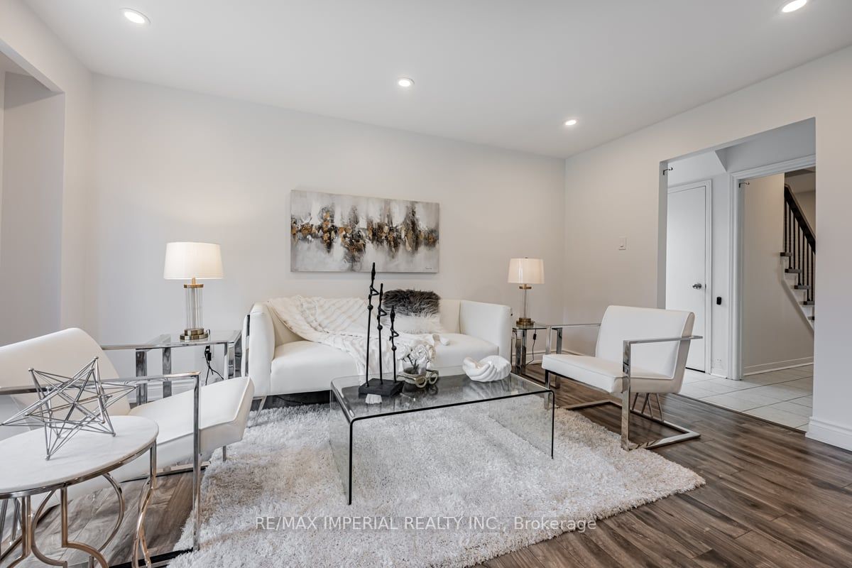 89 Barnwell Dr