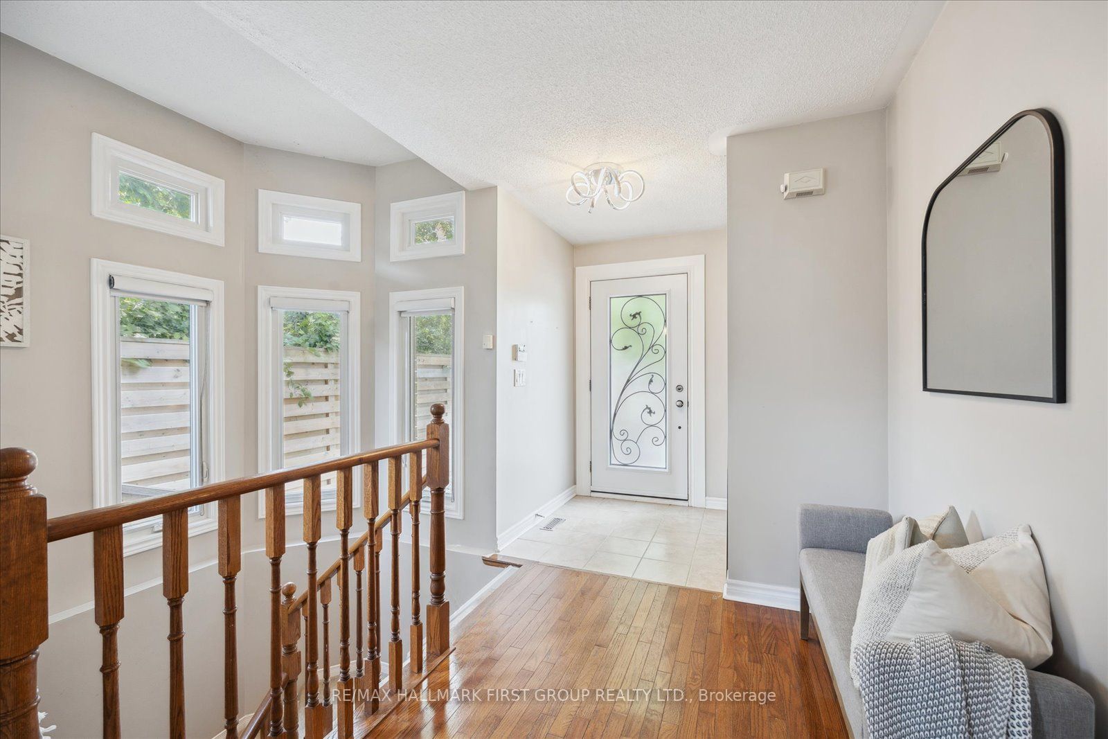 21 Hogan Cres