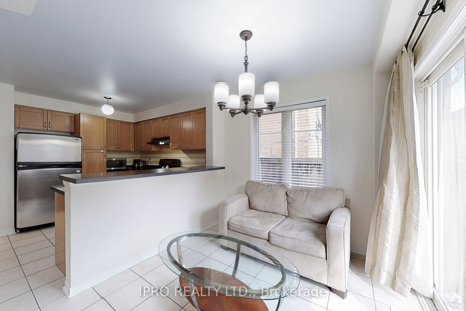 19 Thackery Dr