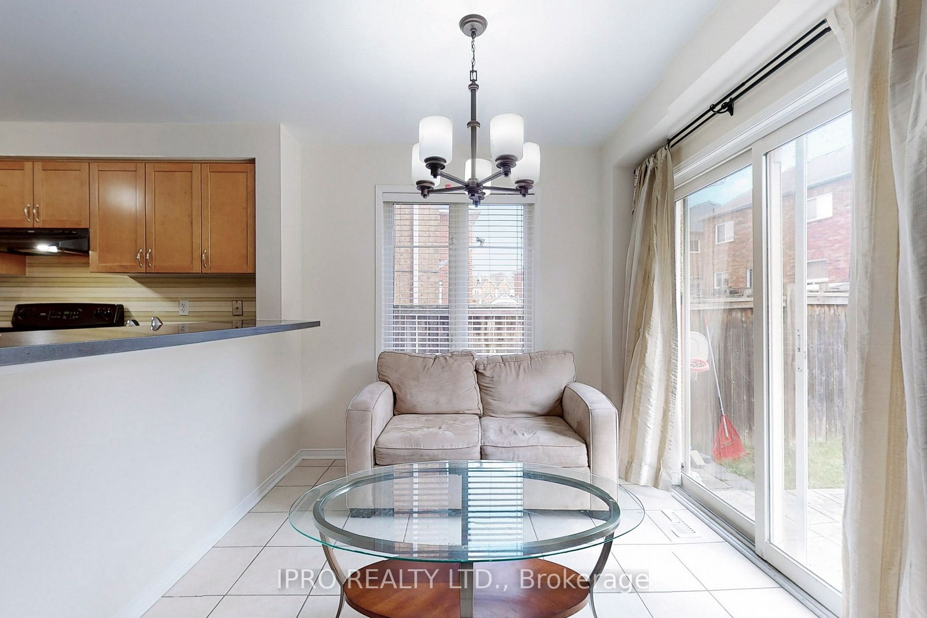 19 Thackery Dr