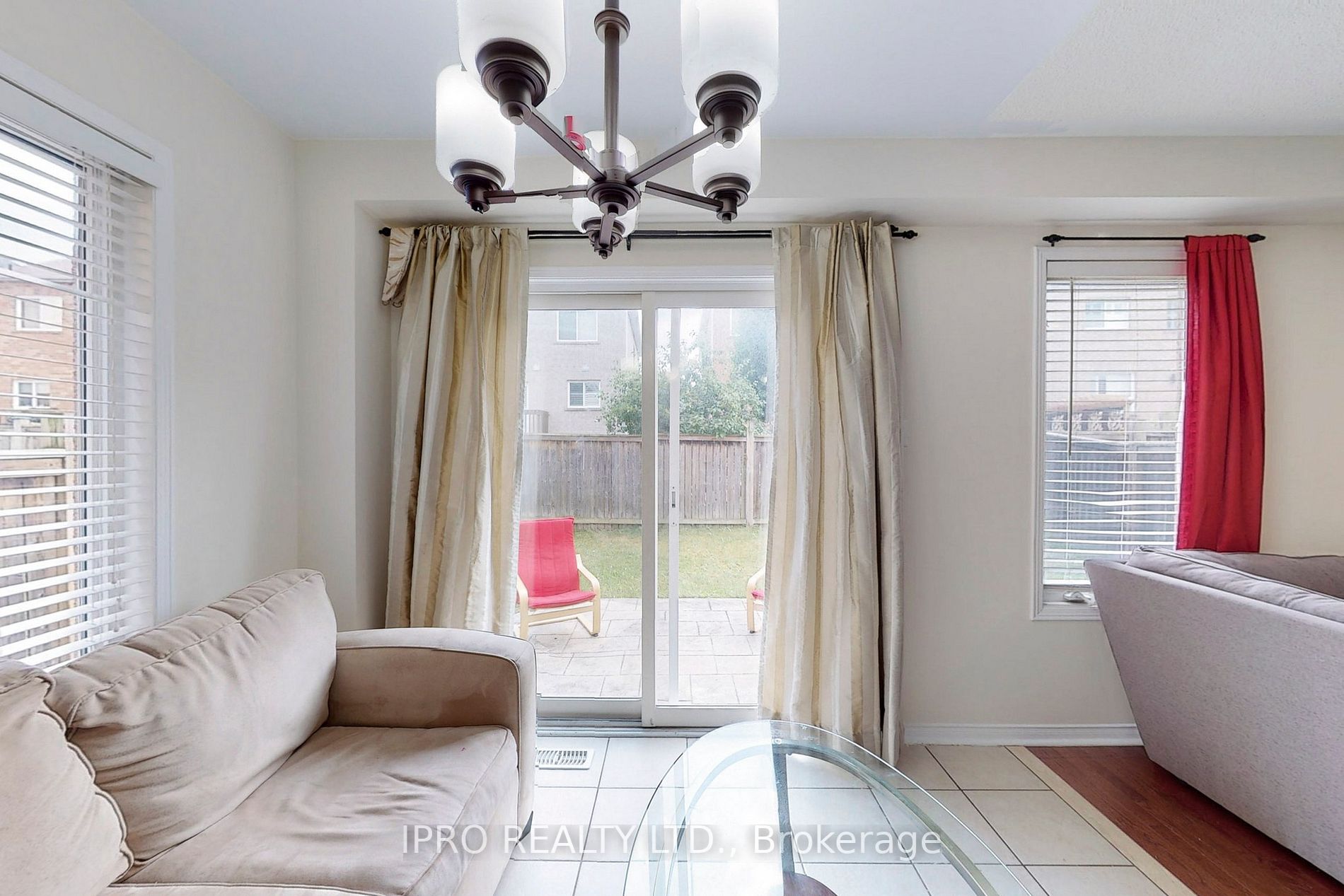 19 Thackery Dr