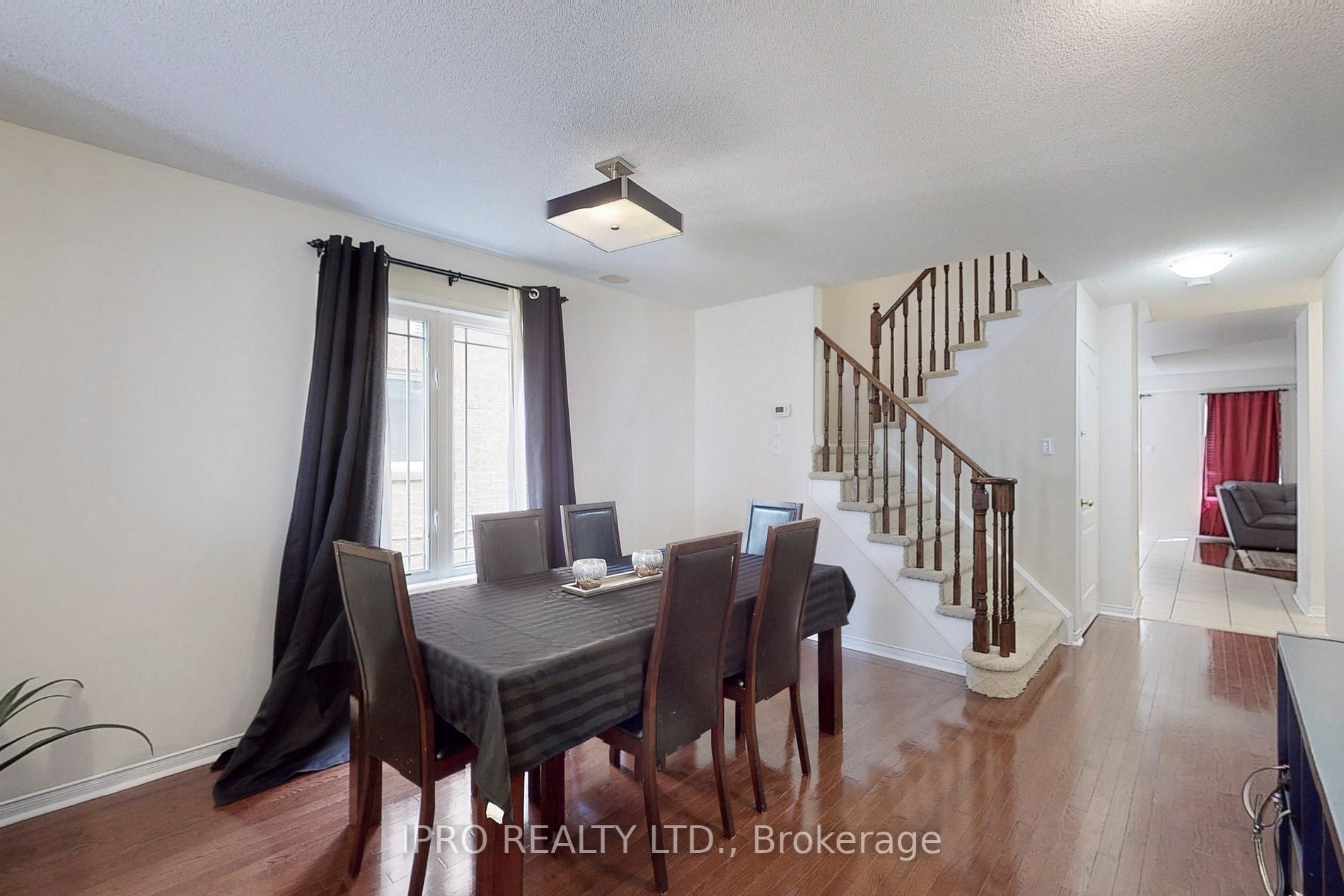 19 Thackery Dr
