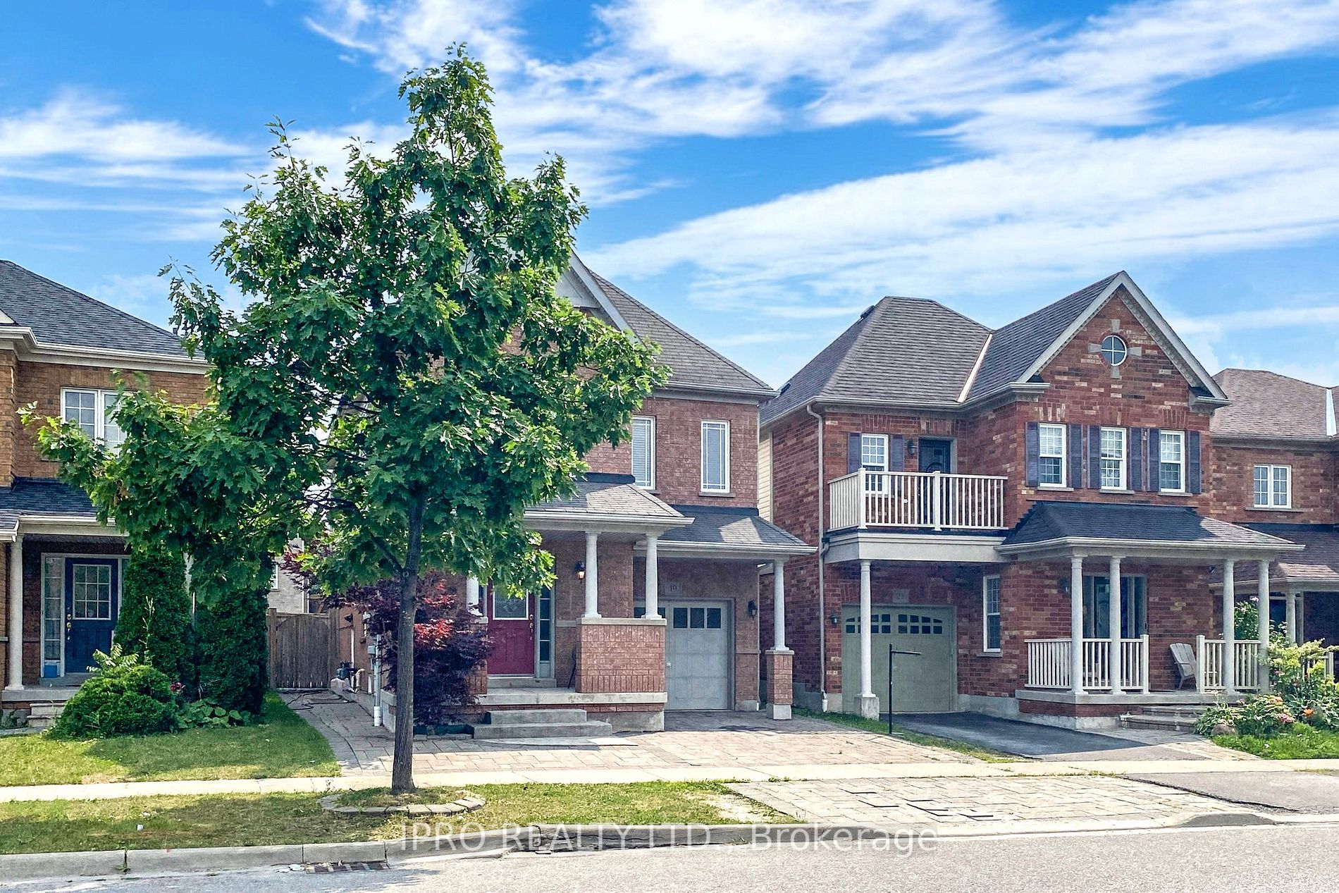 19 Thackery Dr