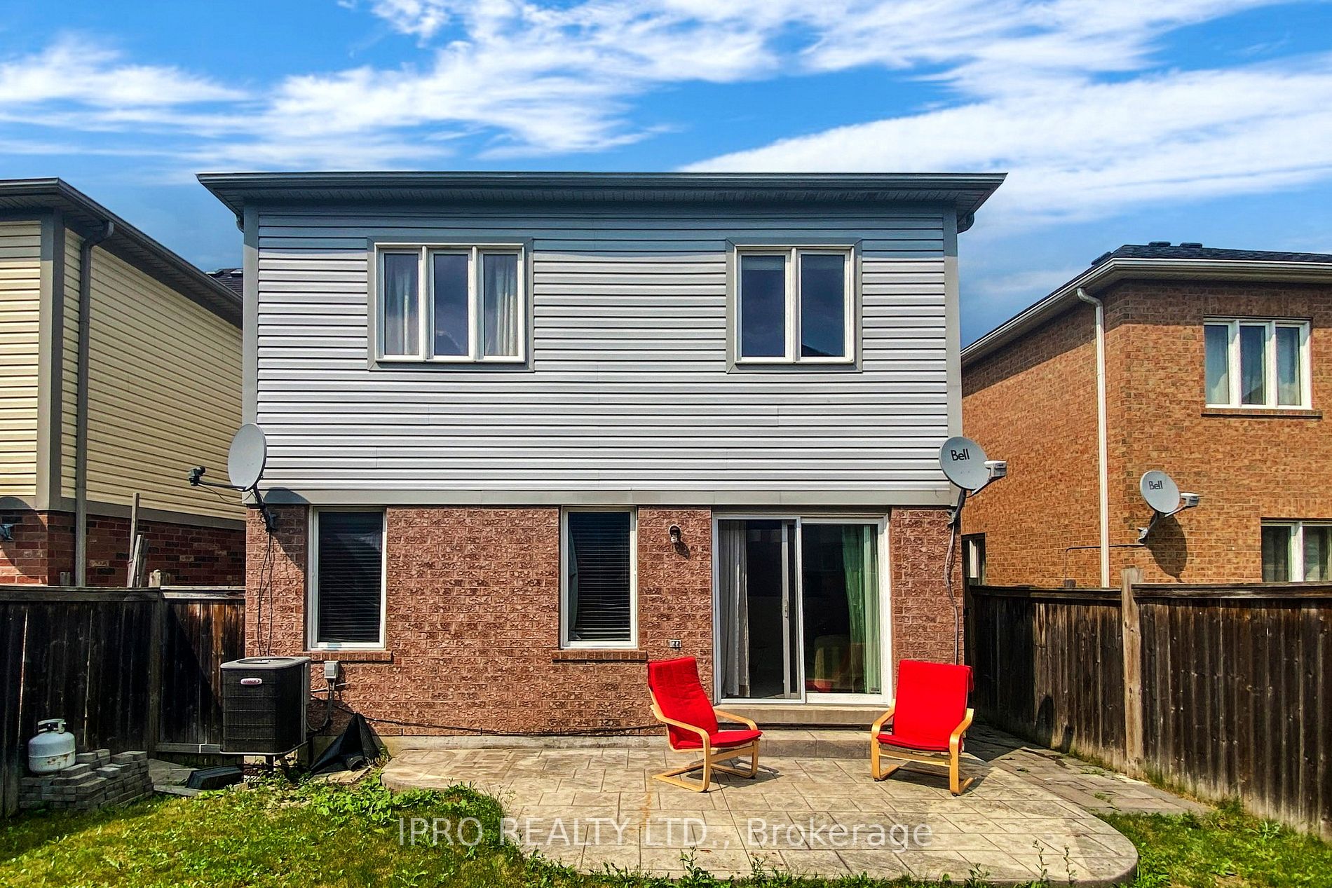 19 Thackery Dr