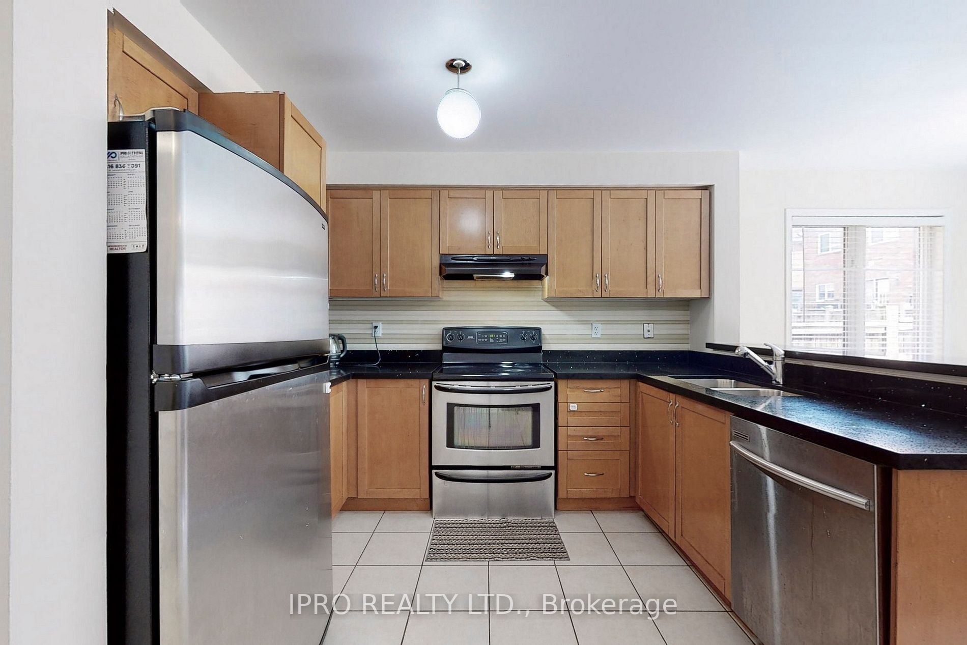 19 Thackery Dr