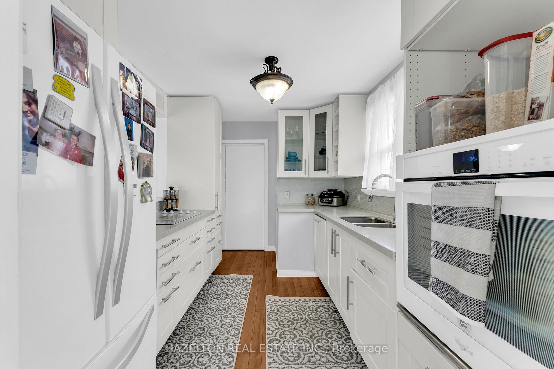572 Montcalm Ave