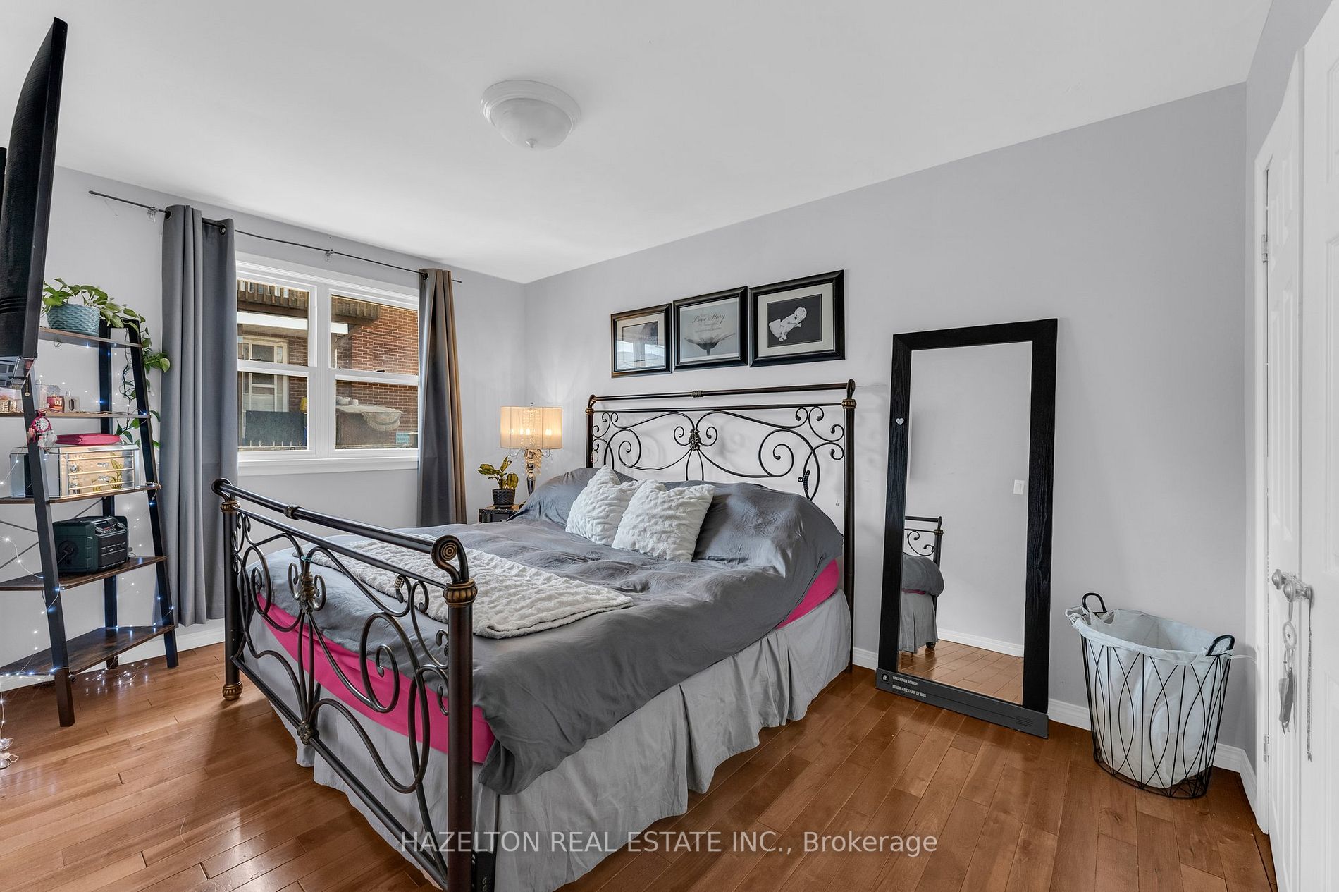 572 Montcalm Ave