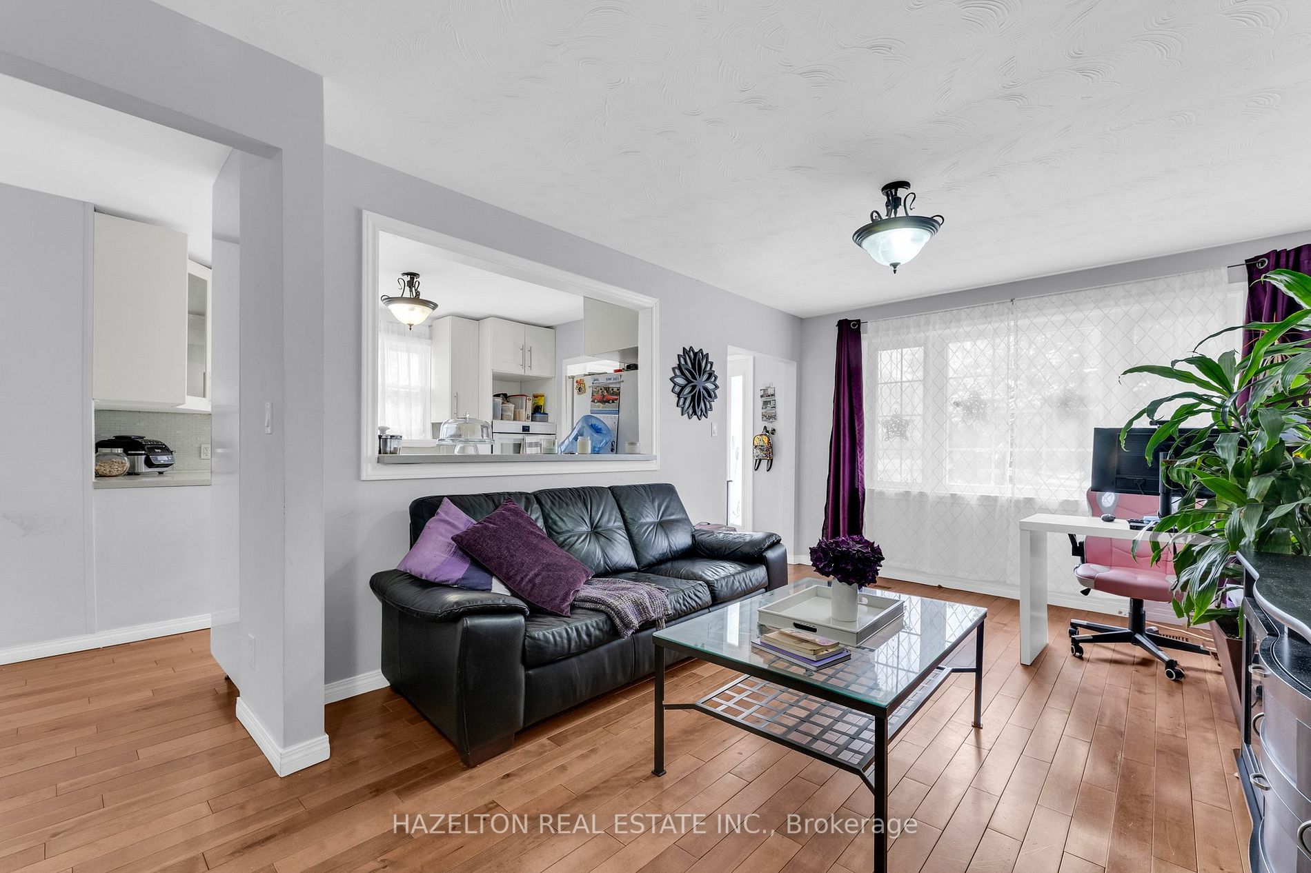 572 Montcalm Ave