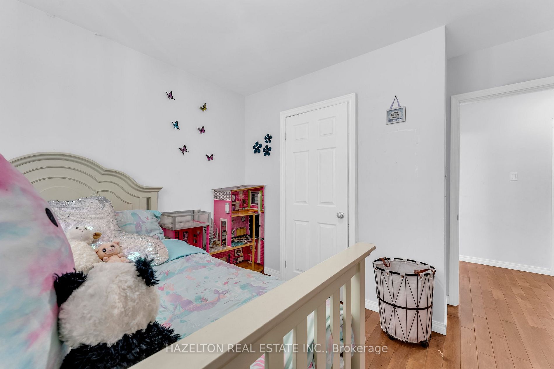 572 Montcalm Ave