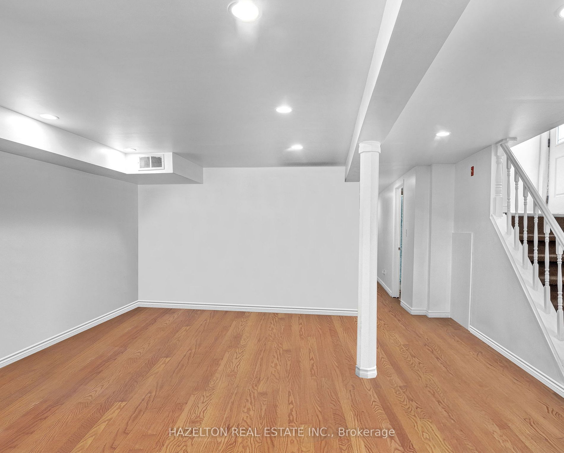 572 Montcalm Ave