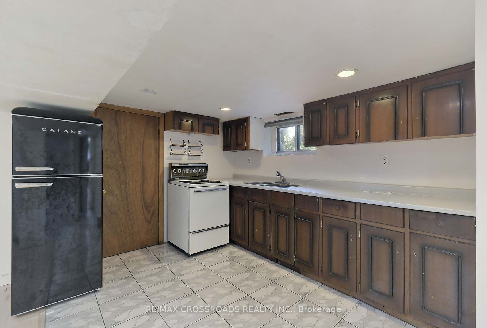 777 Birchmount Rd