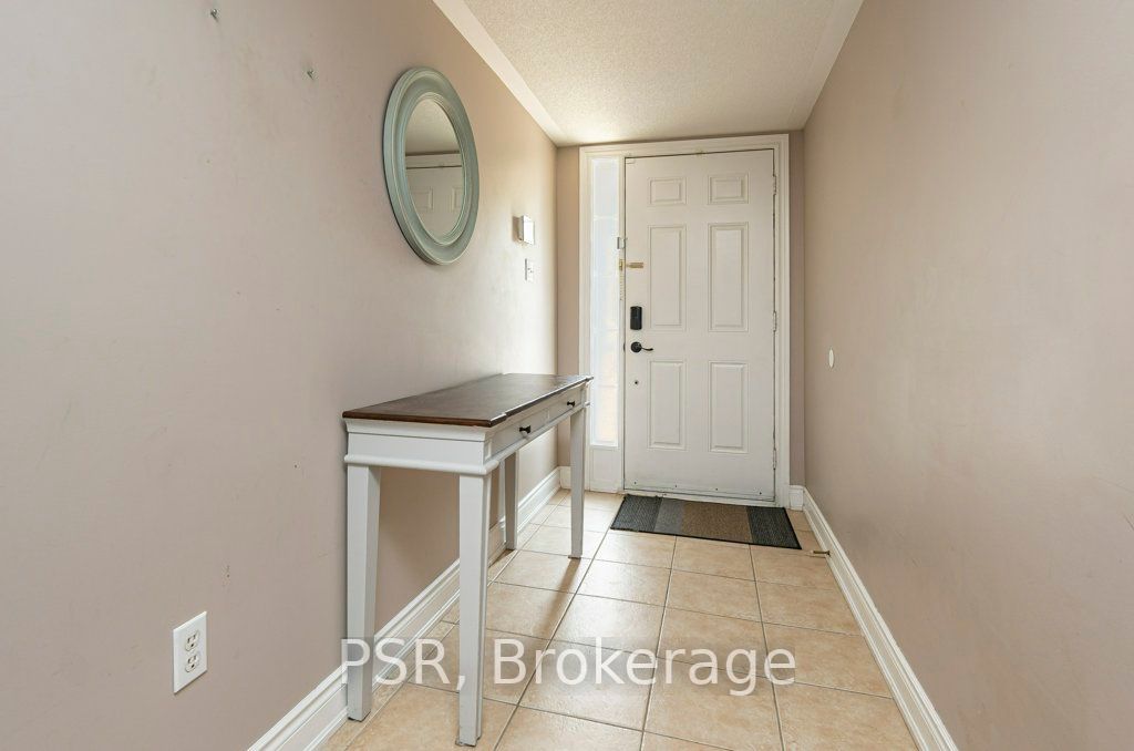 71 Huxtable Lane
