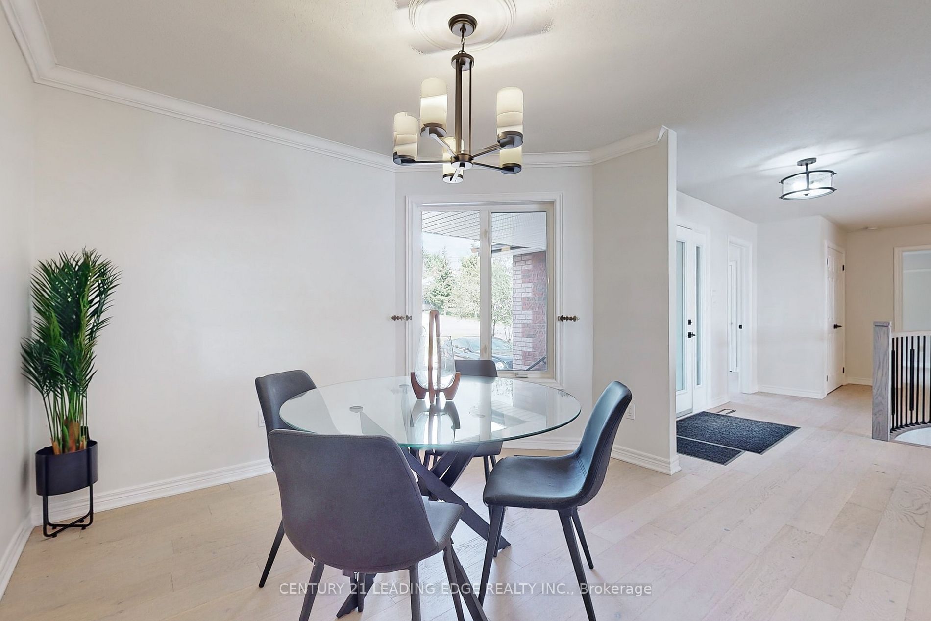 207 Aldred Dr