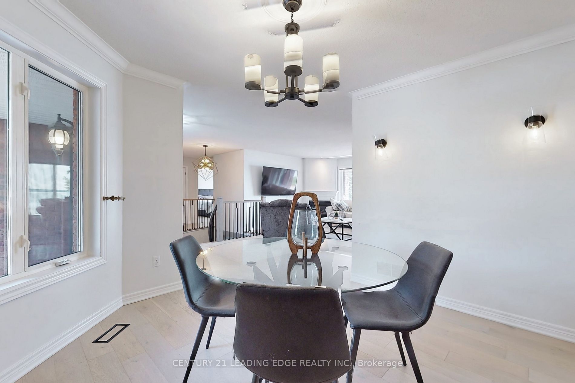 207 Aldred Dr