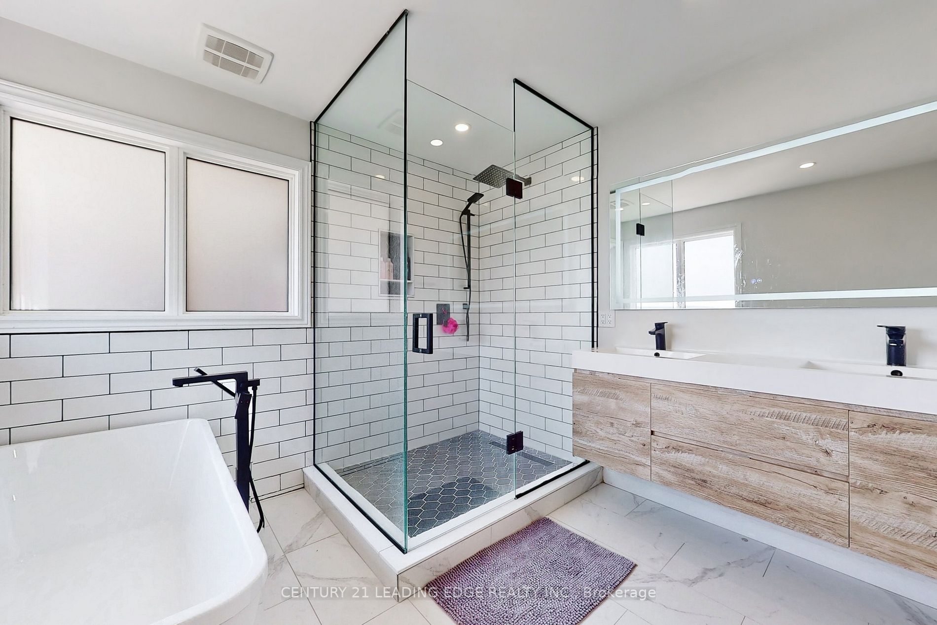 207 Aldred Dr