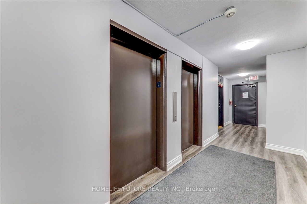 3420 Eglinton Ave E, #608