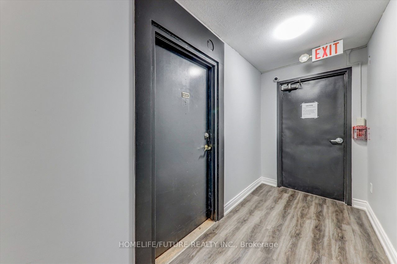 3420 Eglinton Ave E, #608