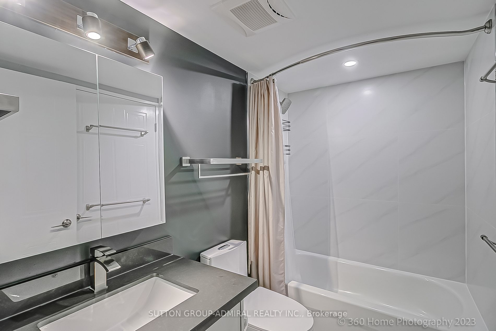 5 Greystone Walk Dr, #1608