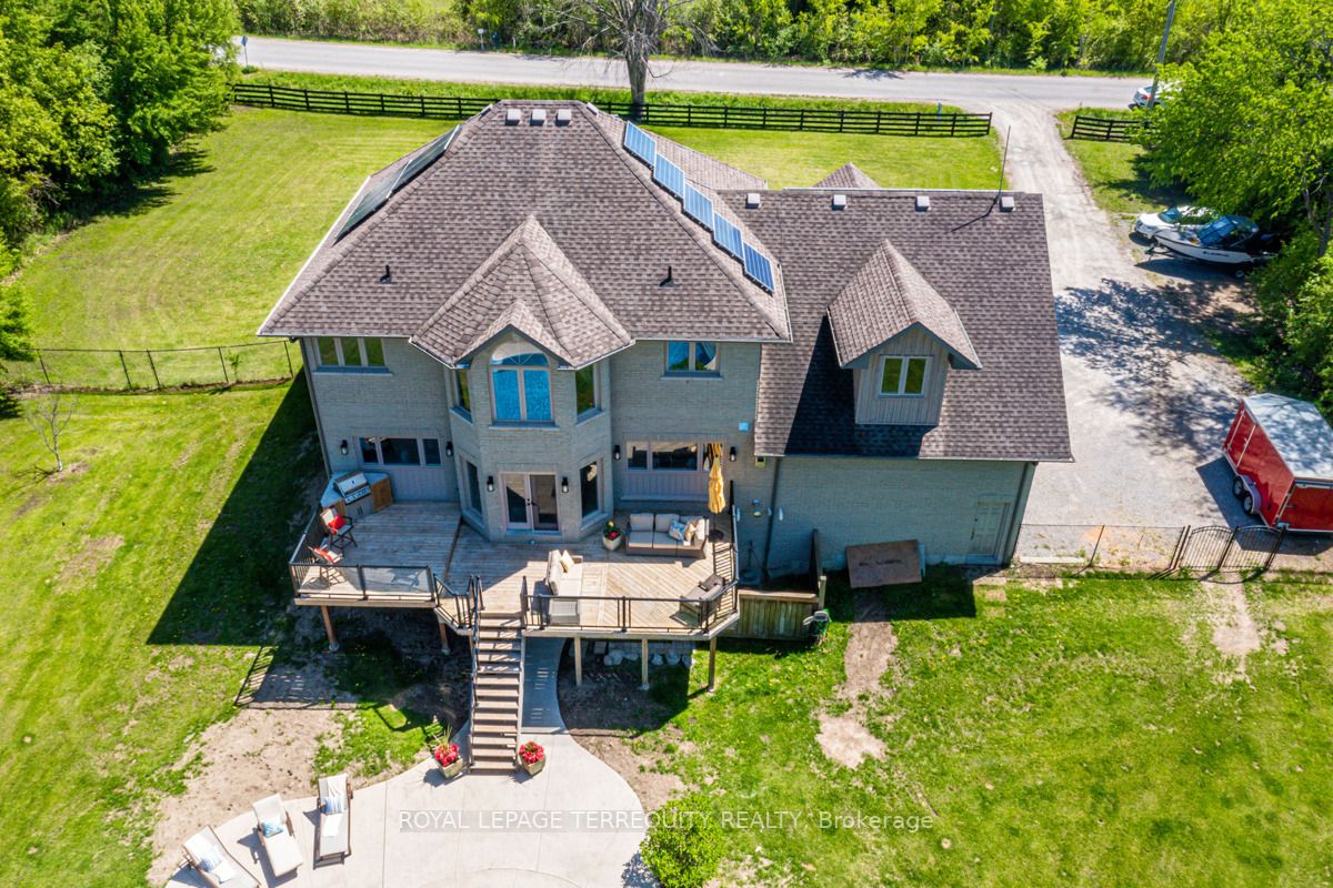 704 View Lake Rd