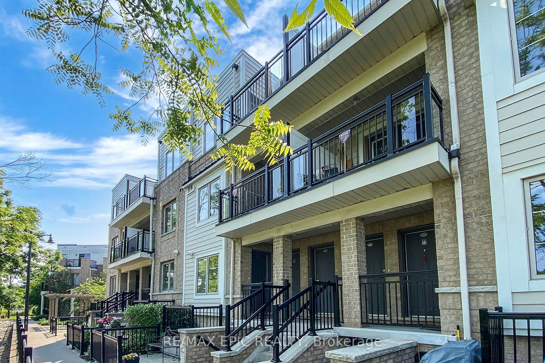 6063 Kingston Road, #10