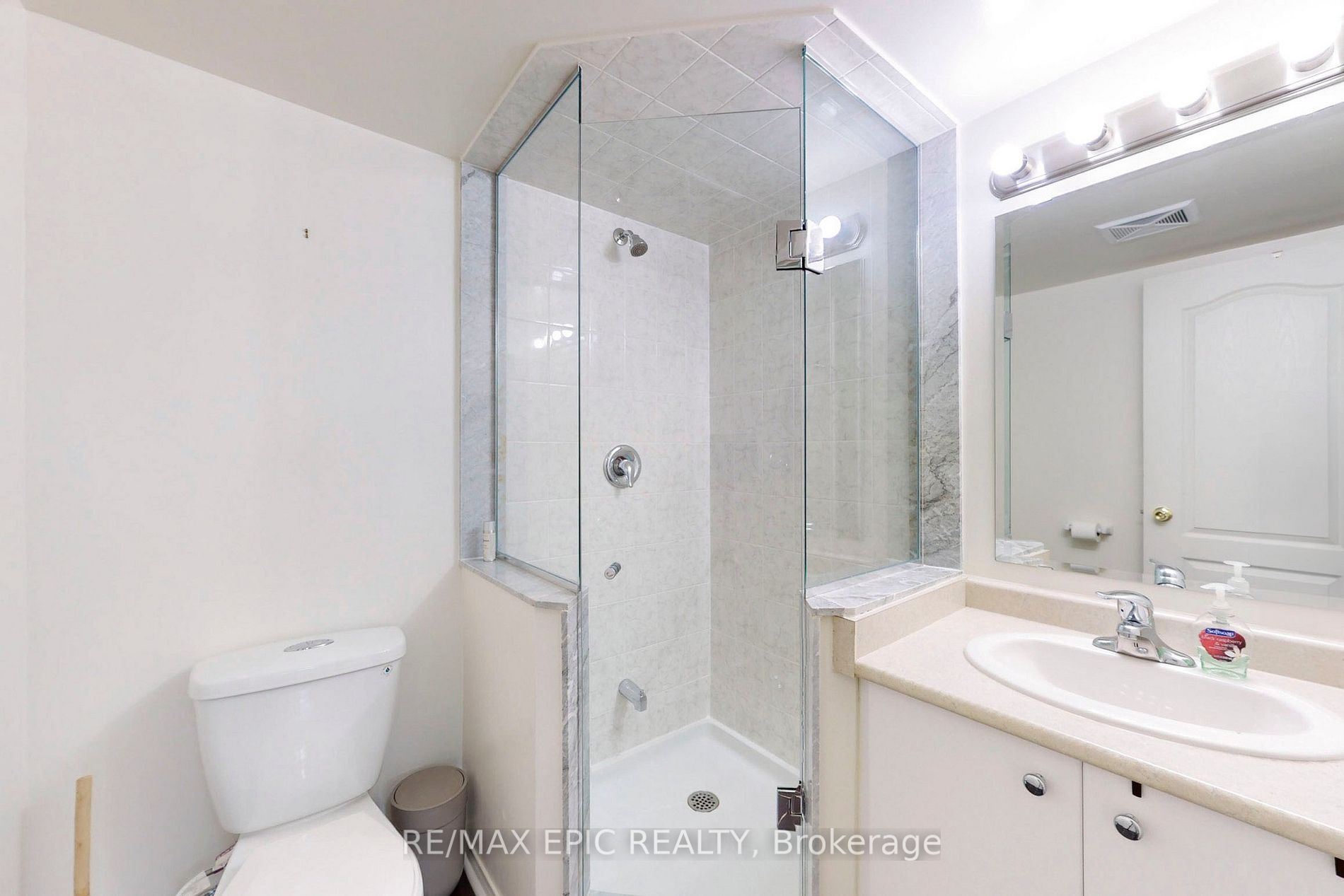 6063 Kingston Road, #10
