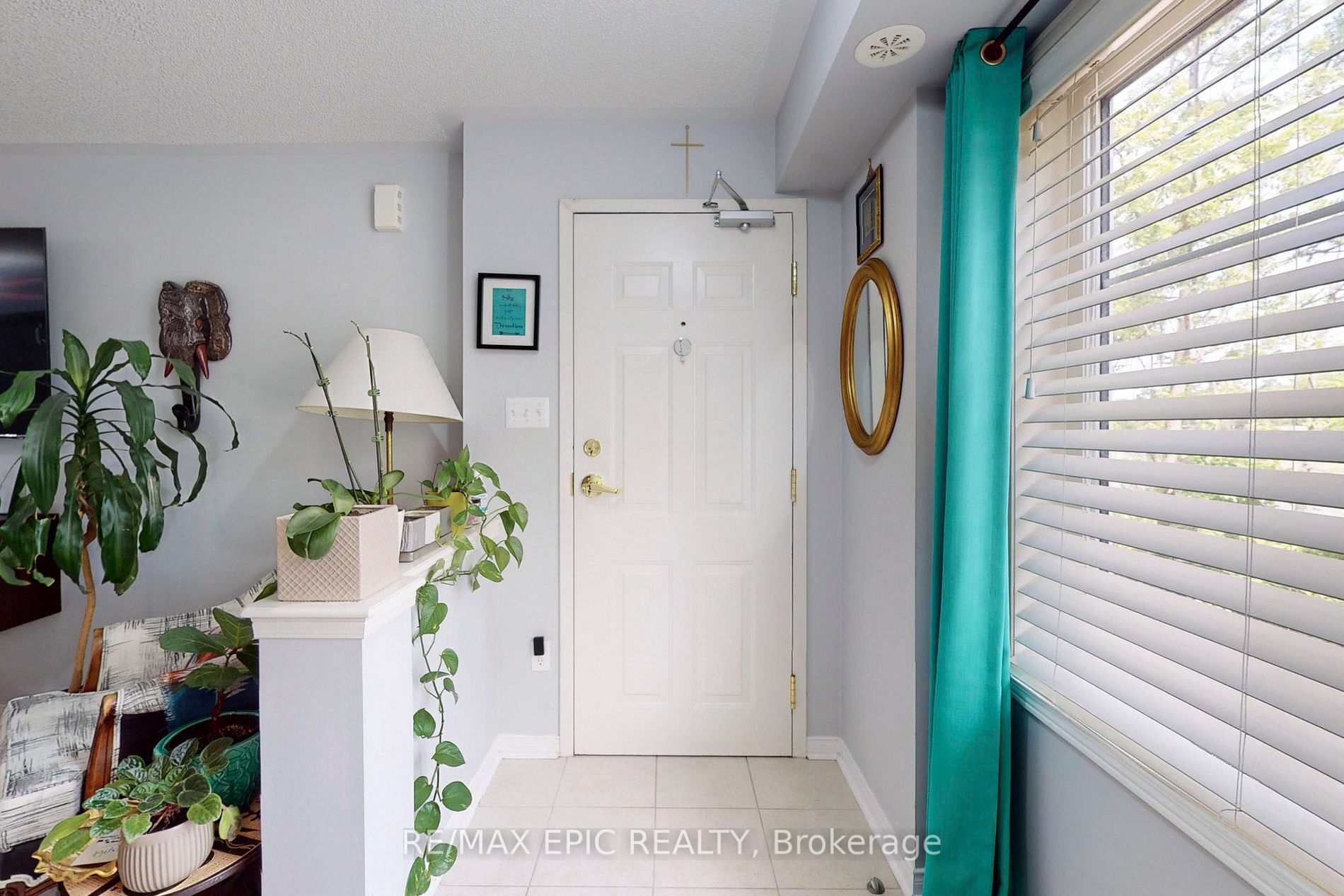 6063 Kingston Road, #10