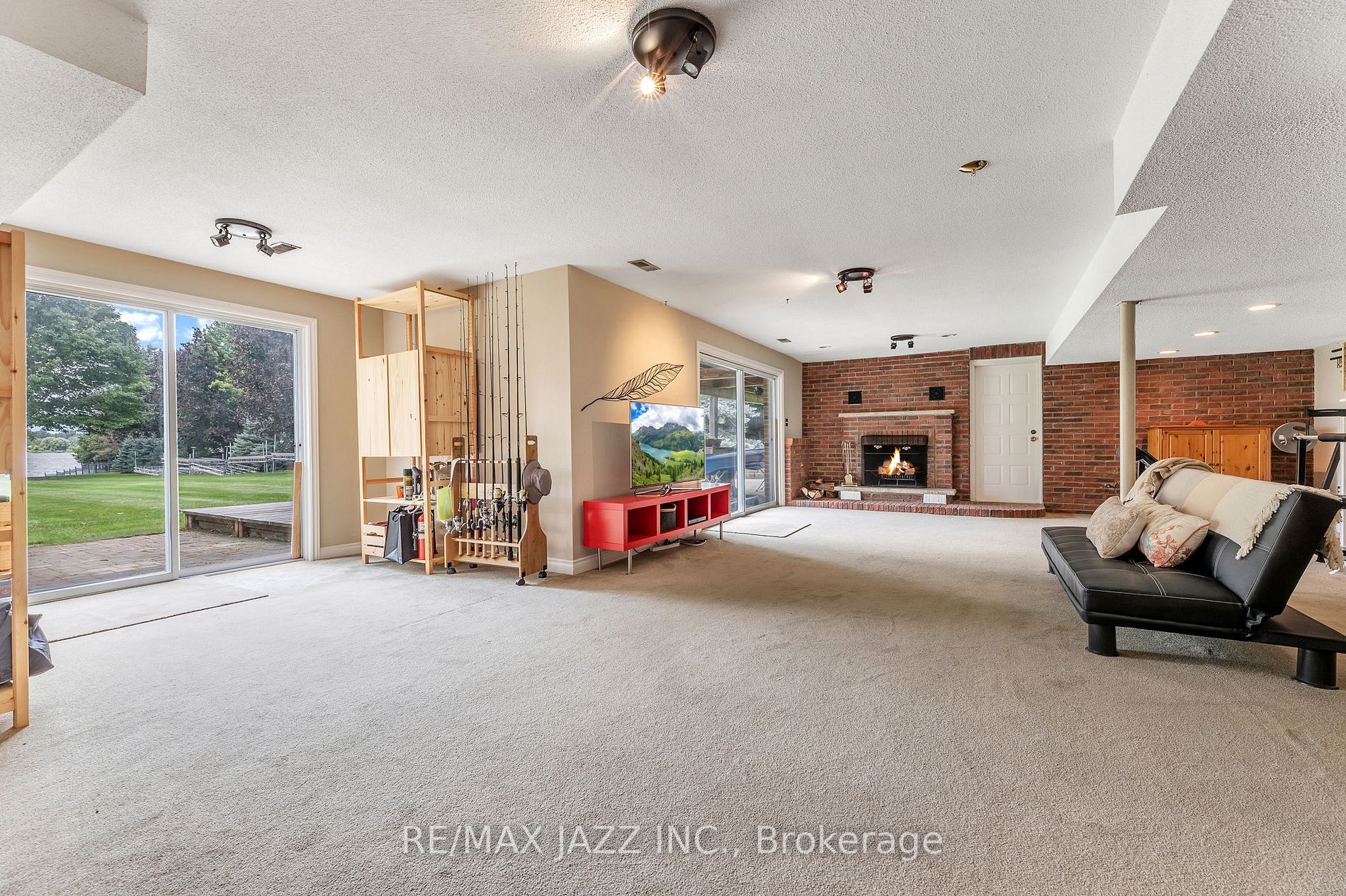 572 Fralicks Beach Rd