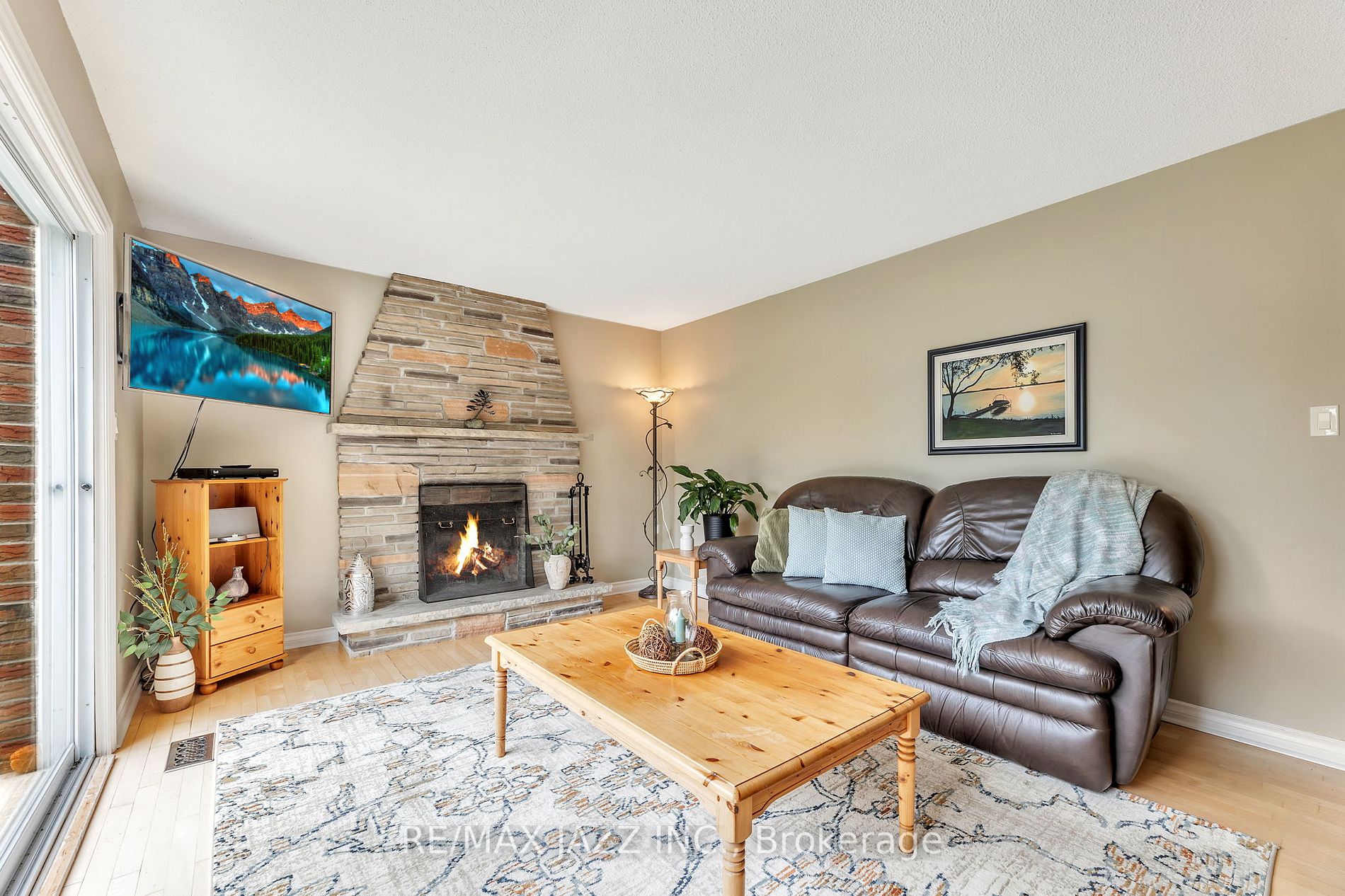 572 Fralicks Beach Rd