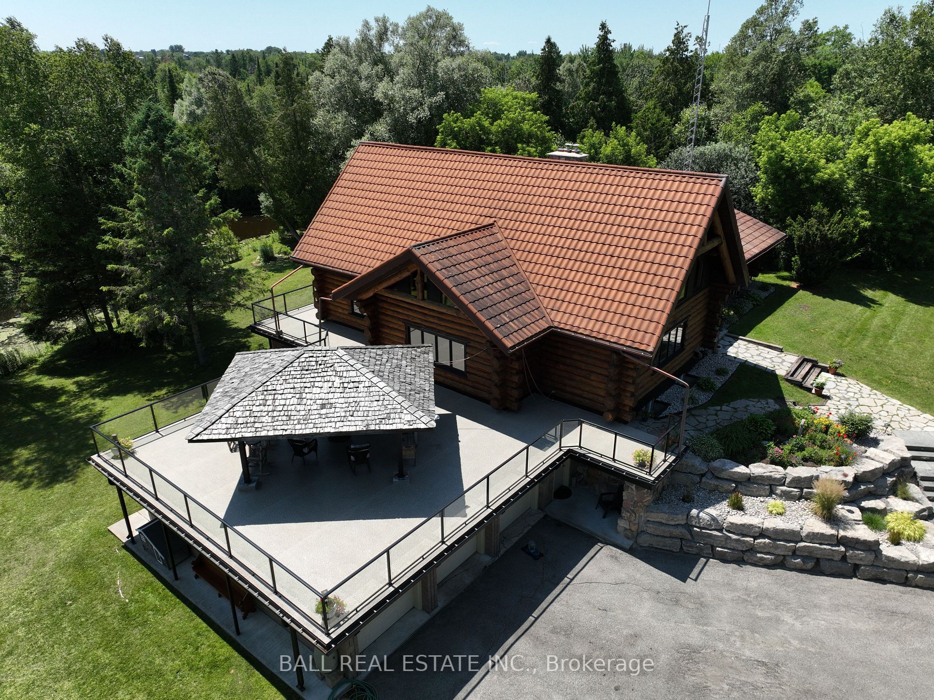 3671 Edgerton Rd