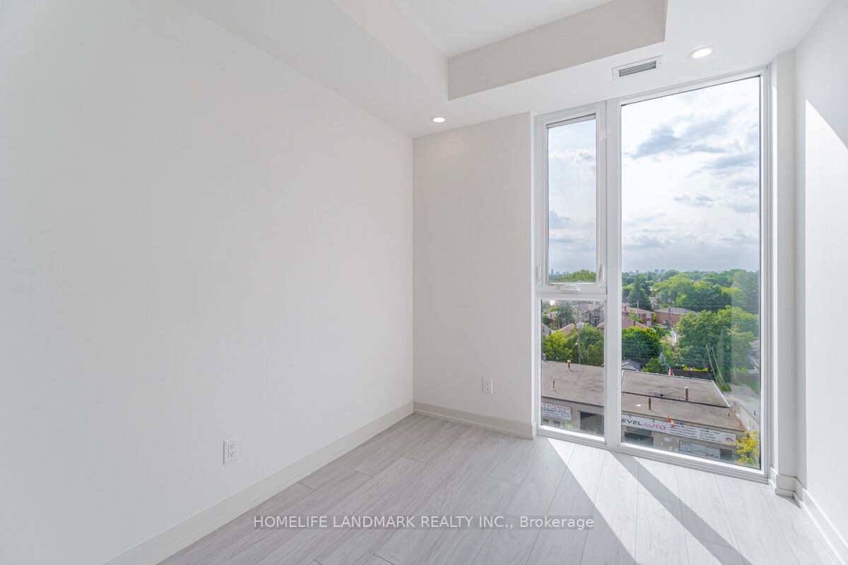 2201 Kingston Rd, #807