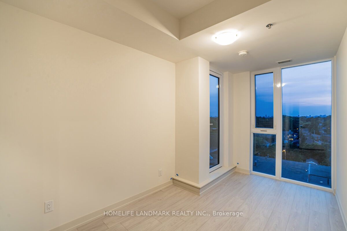 2201 Kingston Rd, #807