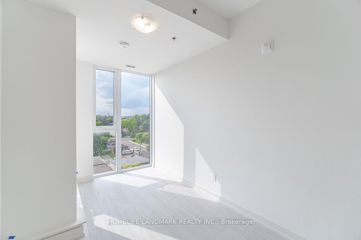 2201 Kingston Rd, #807
