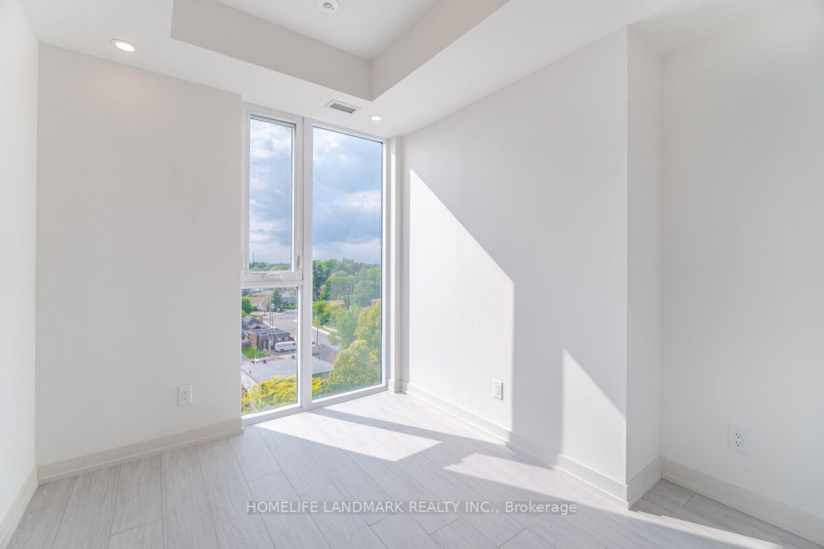 2201 Kingston Rd, #807