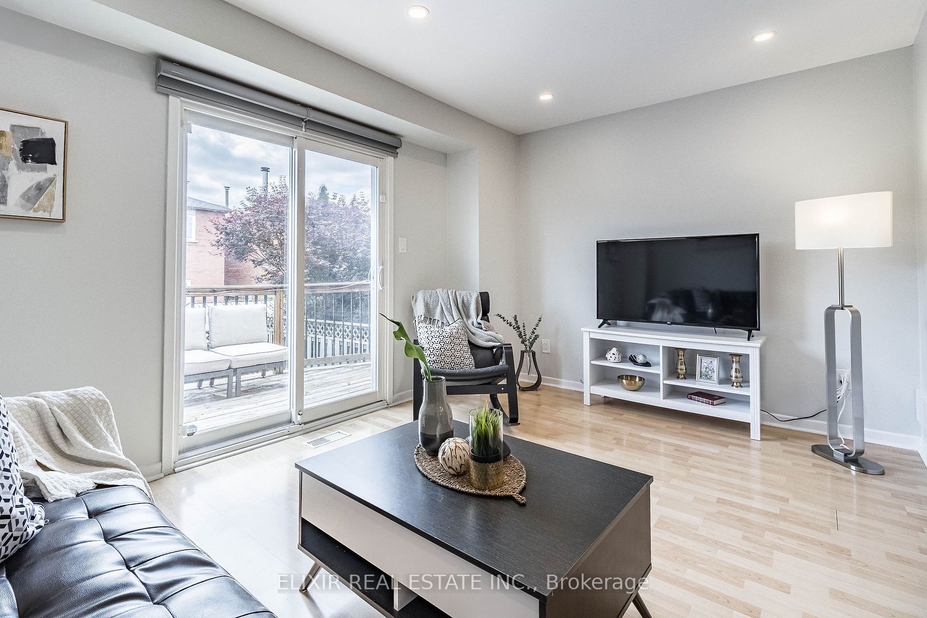 40 Marsdale Crescent