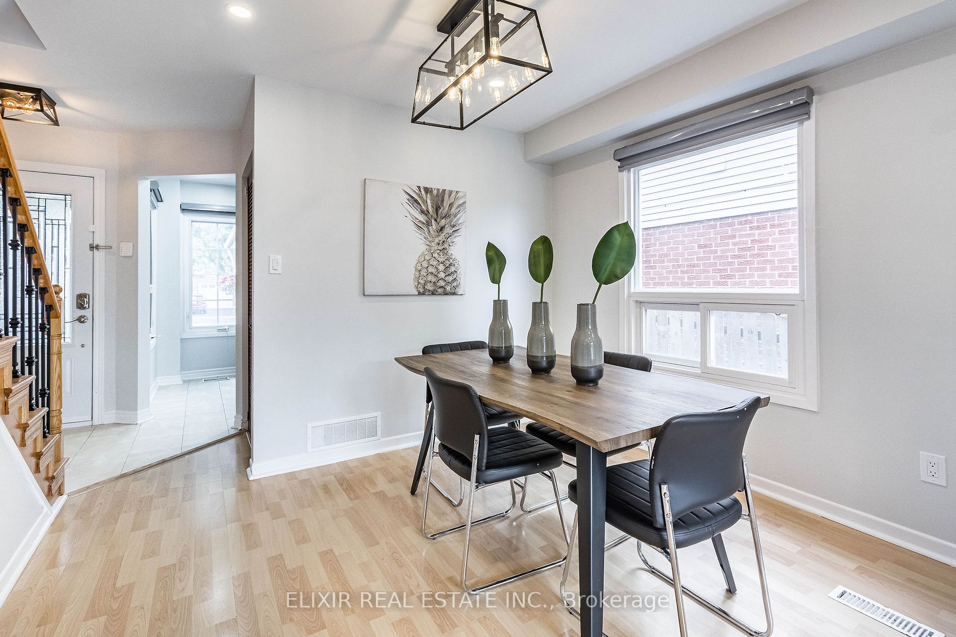 40 Marsdale Crescent