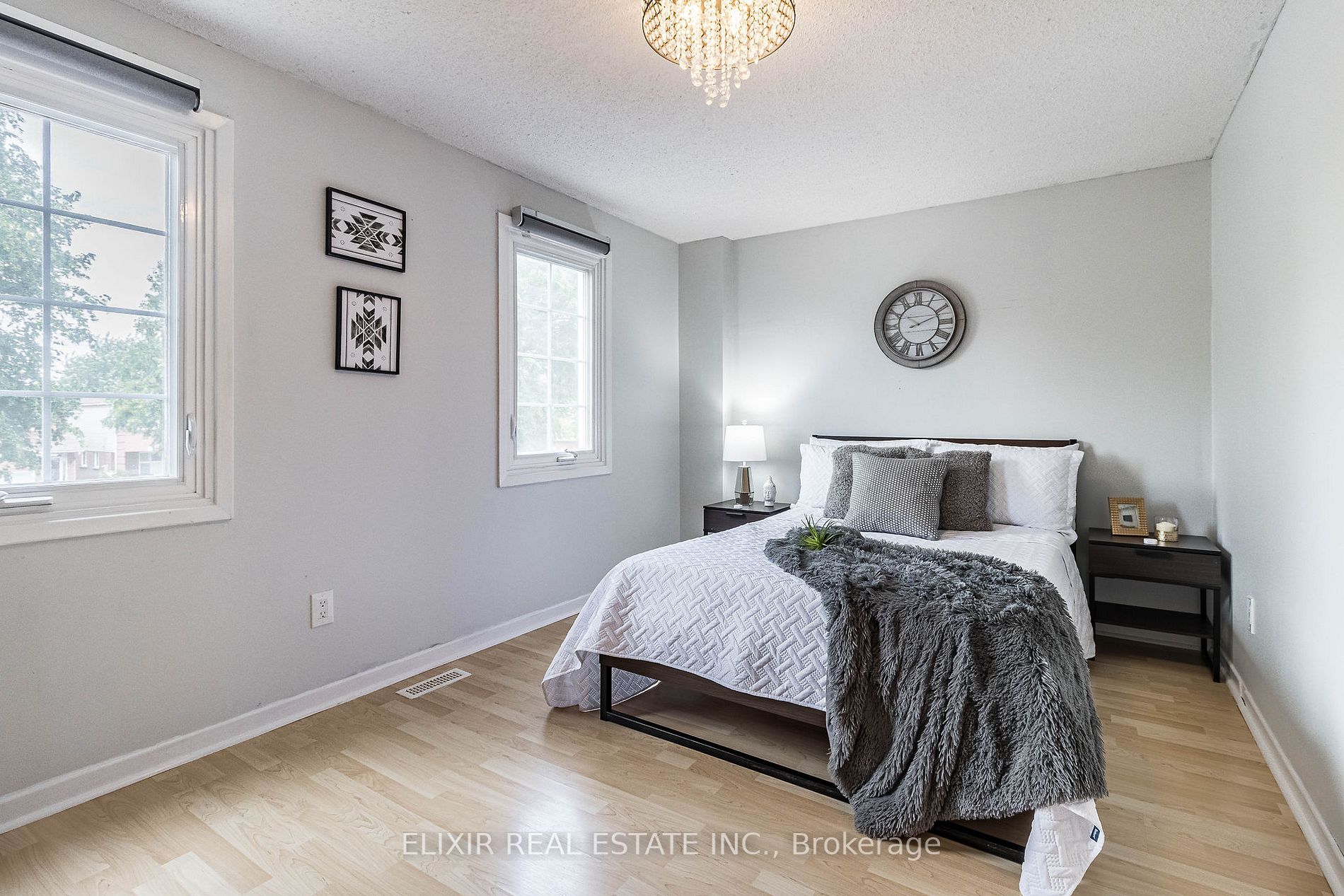 40 Marsdale Crescent
