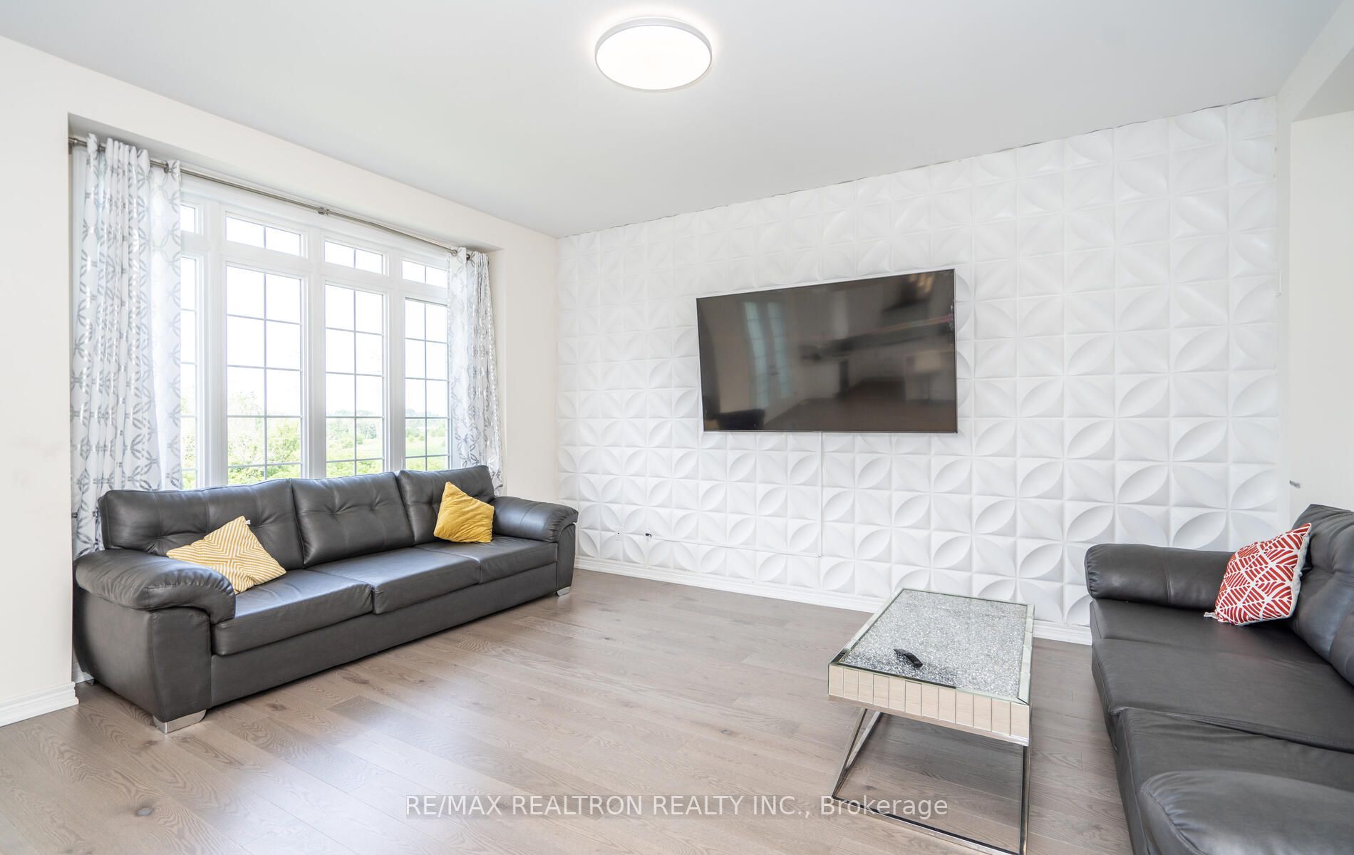 2496 Orchestrate Drive