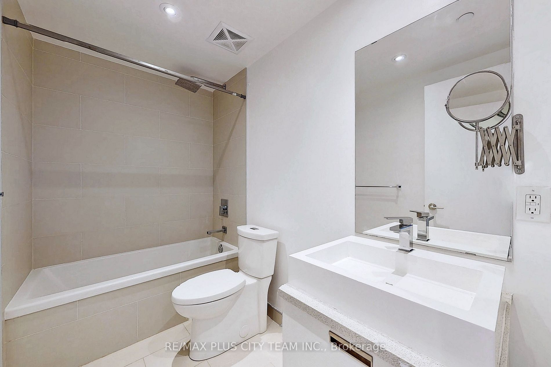 246 Logan Ave, #319