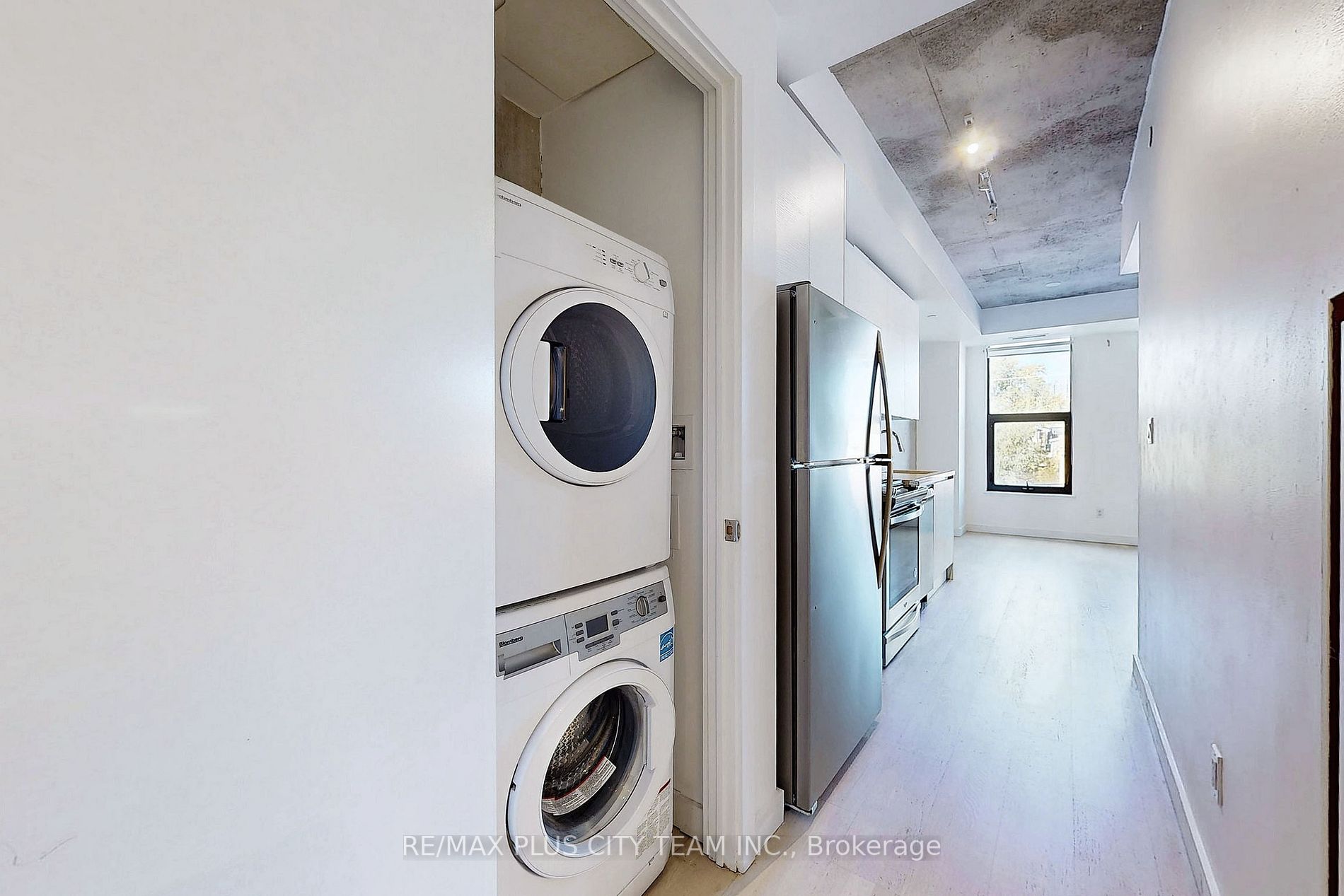 246 Logan Ave, #319