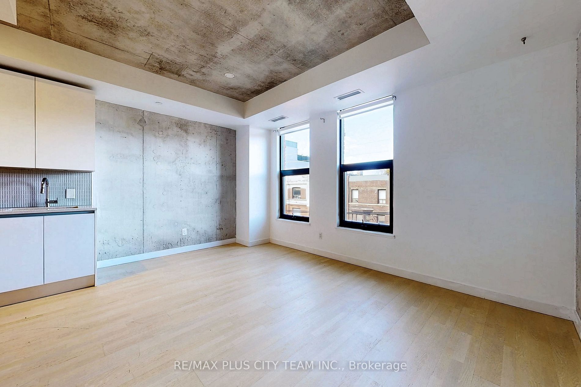 246 Logan Ave, #319